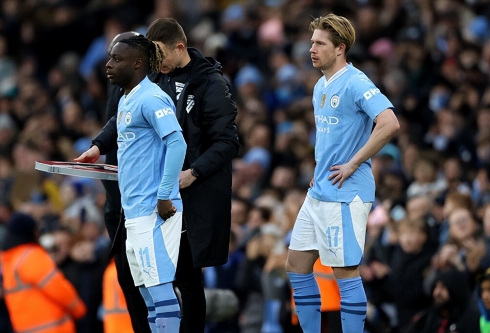 九游体育app-德布劳内新星重返赛场表现突出,RNG前途光明!观众掌声雷动-九游体育app