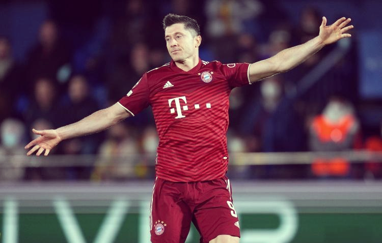 九游体育官网-重要助攻引爆全场！，莱万多夫斯基意外战胜切尔西再创辉煌时刻-九游体育官网