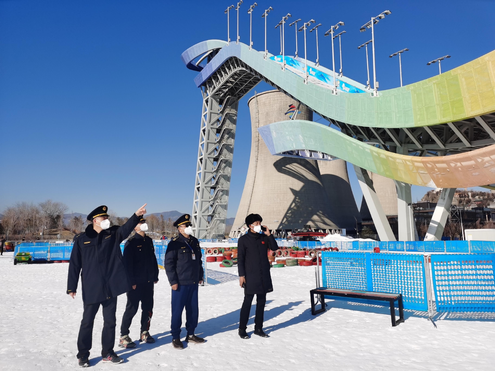 关于今晚突围战来临；北京首钢围绕NBA季后赛豪取连胜；球迷炸锅；临场指挥获称赞的信息