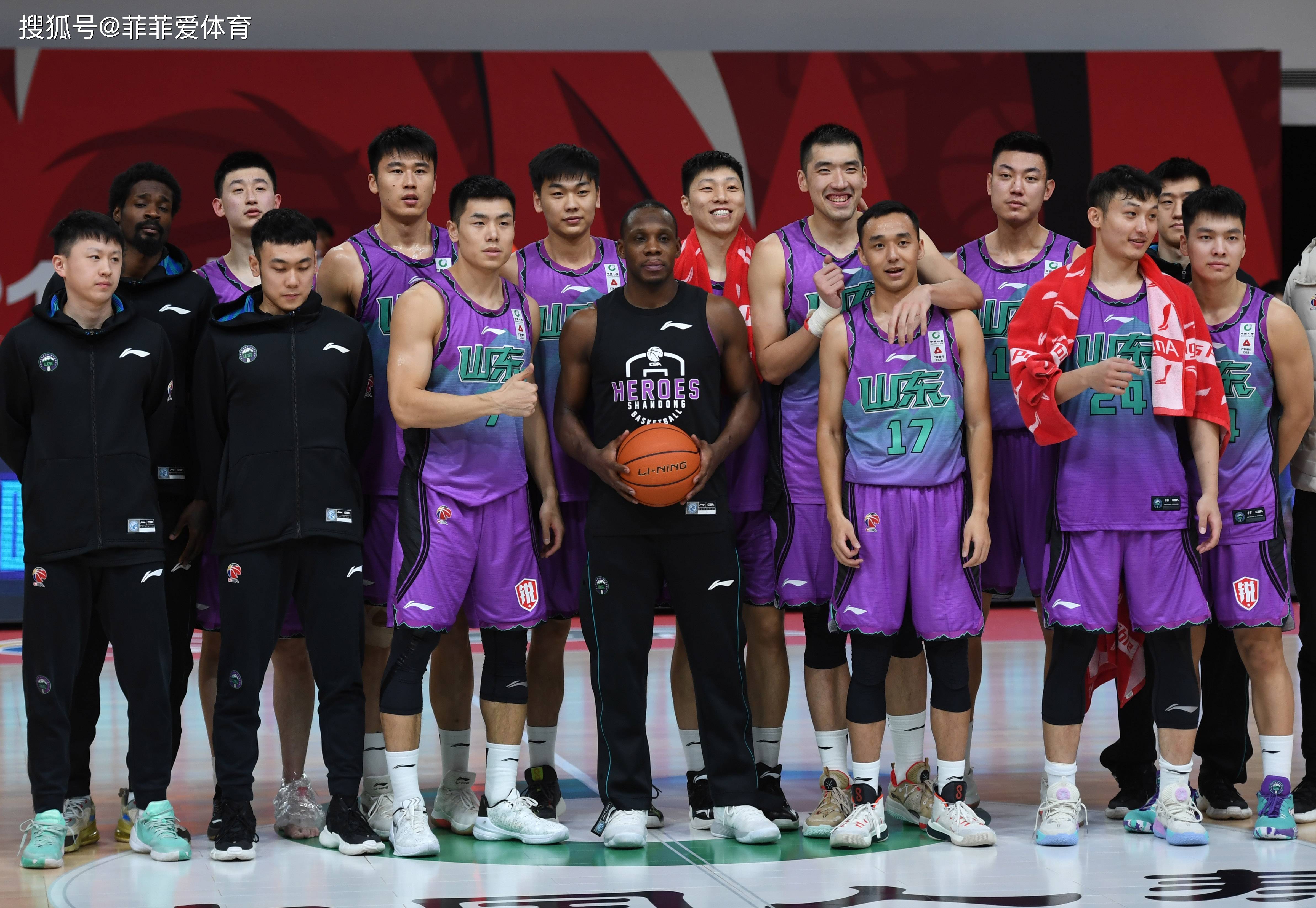 九游体育-法国杯加时末段再迎强敌，广厦男篮队长鼓劲，主帅态度：质疑声仍在，临场指挥获称赞的简单介绍-九游体育